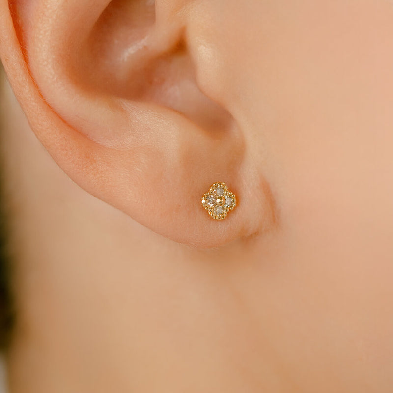 K18 プラチナ ダイヤモンド ボディピアス│ちょっとオトナのボディ