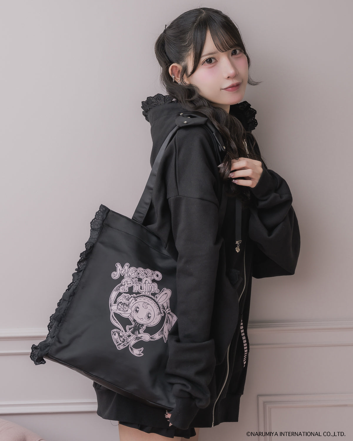 pium×Mezzo Piano ベリエちゃんコットンフリルトート