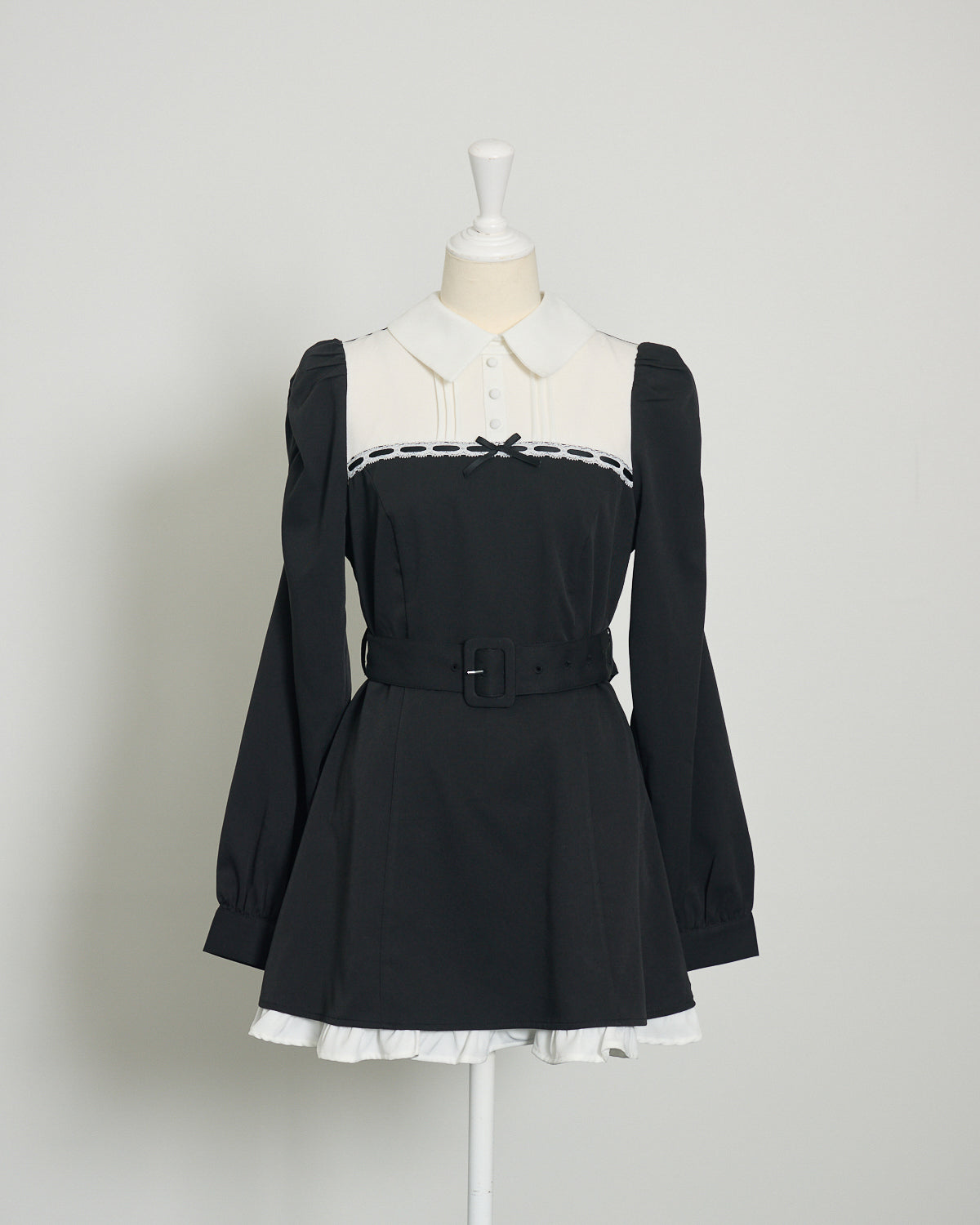ヨーク切替ベルト付きワンピース – pium