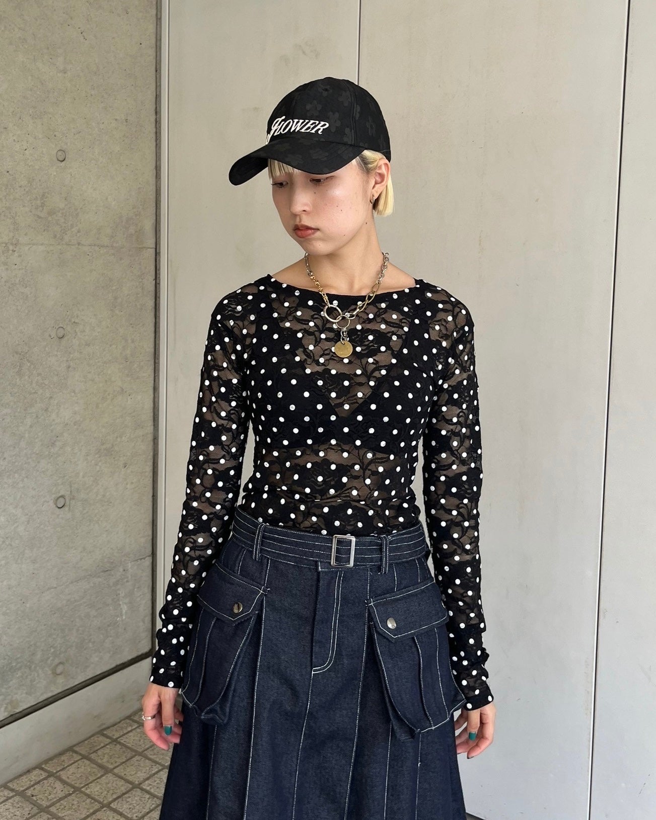 Dot lace see-through top (round neck) black