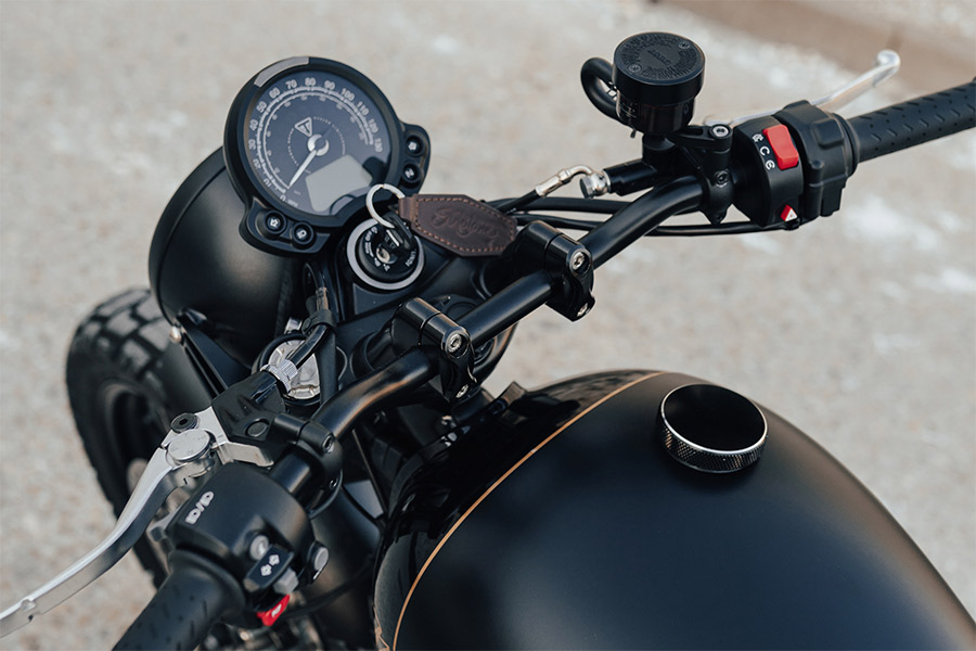 Motone】スピードツイン900 スクランブラー900用 ミラーホールを無くす