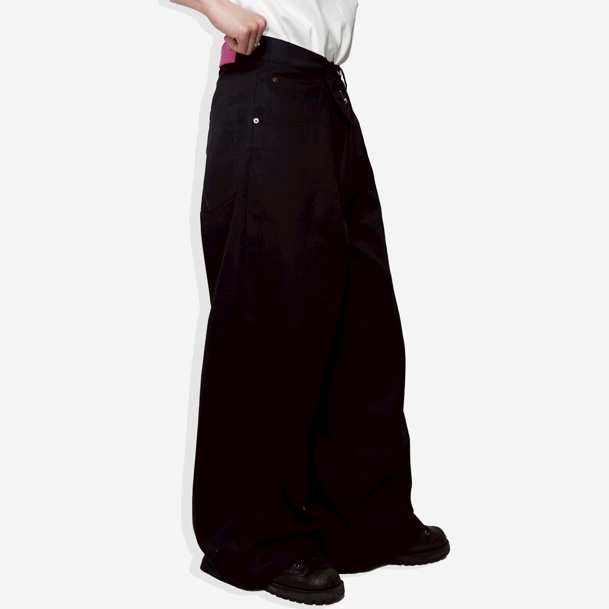 BAGGY CHINO PANTS – PLAY HOUR