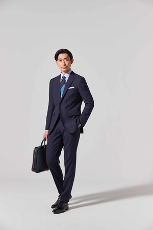 上下の組み合わせに囚われない次世代のスーツ～セットアップとして使い