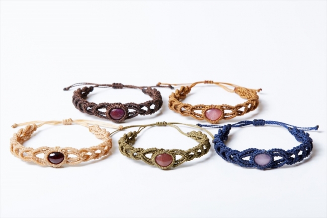 囚われのパルマ Refrain』より鉱石のブレスレットが11月13日よりご予約