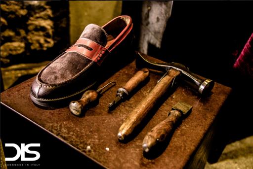 イタリアマルケ州発、靴職人の伝統技術が詰まったカスタムメイド靴
