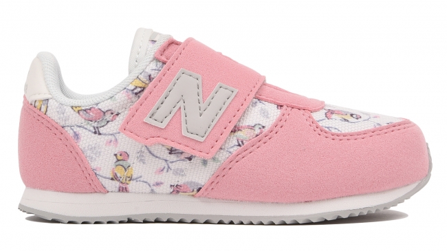 ニューバランス×キャス キッドソン」コラボレーション キャス