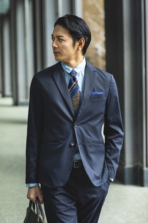 販売開始1か月で完売！ワークウェアスーツ・ANA・417EDIFICEとの