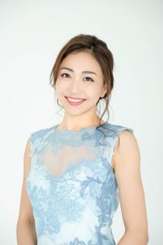 元タカラジェンヌで歌手の透水さらささん、“美魔女”タレントの水谷雅子