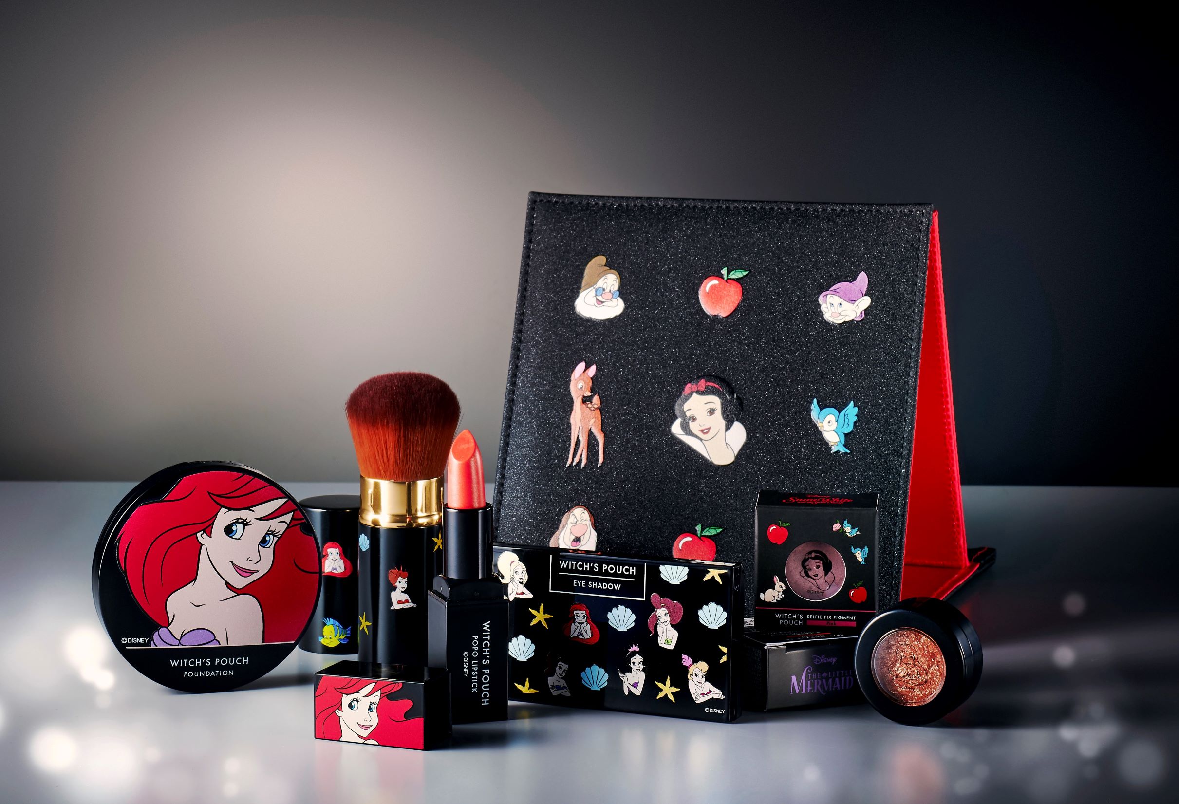 メイクアイテムやコスメ雑貨など豊富なラインアップ！ディズニーストア