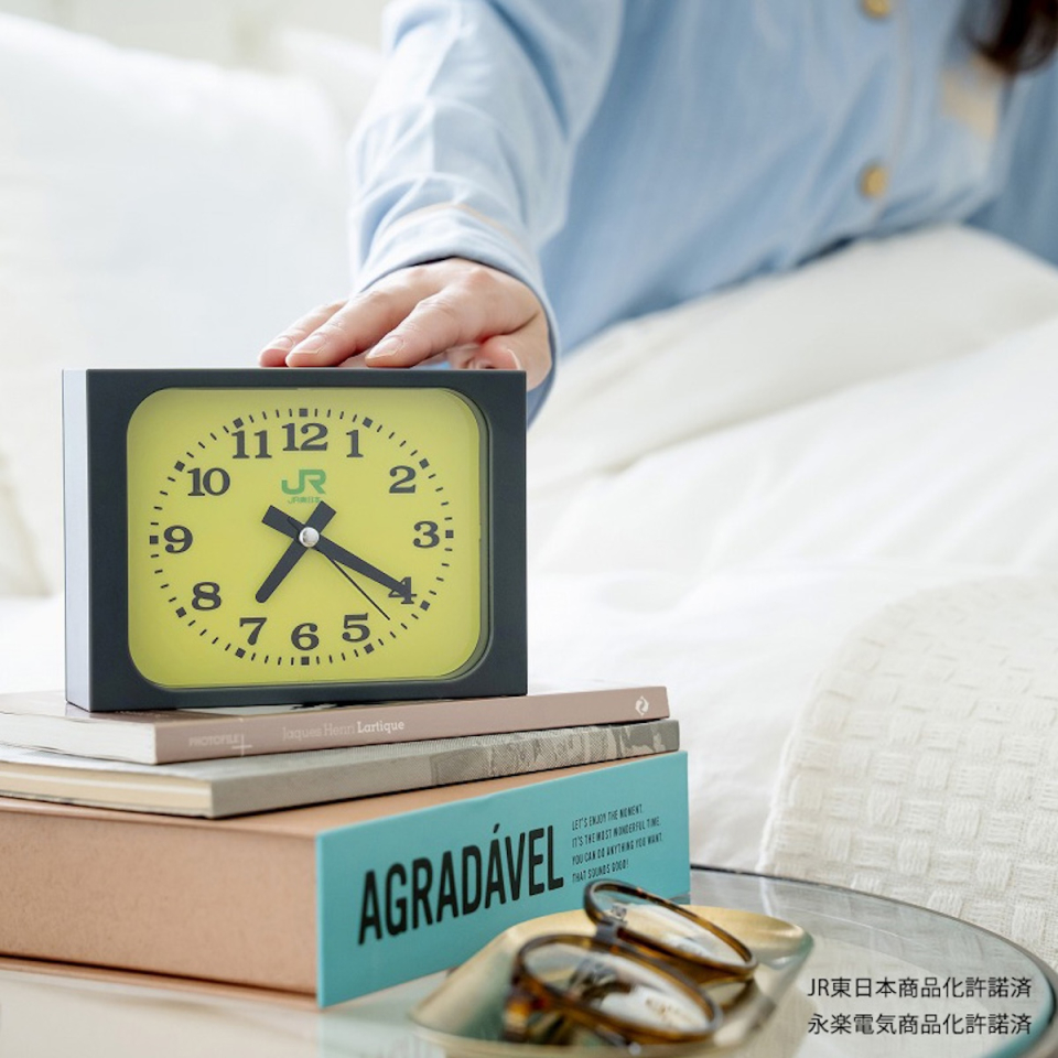 JR東日本の“駅時計”が自宅に？！発車ベル音付きアラームクロック