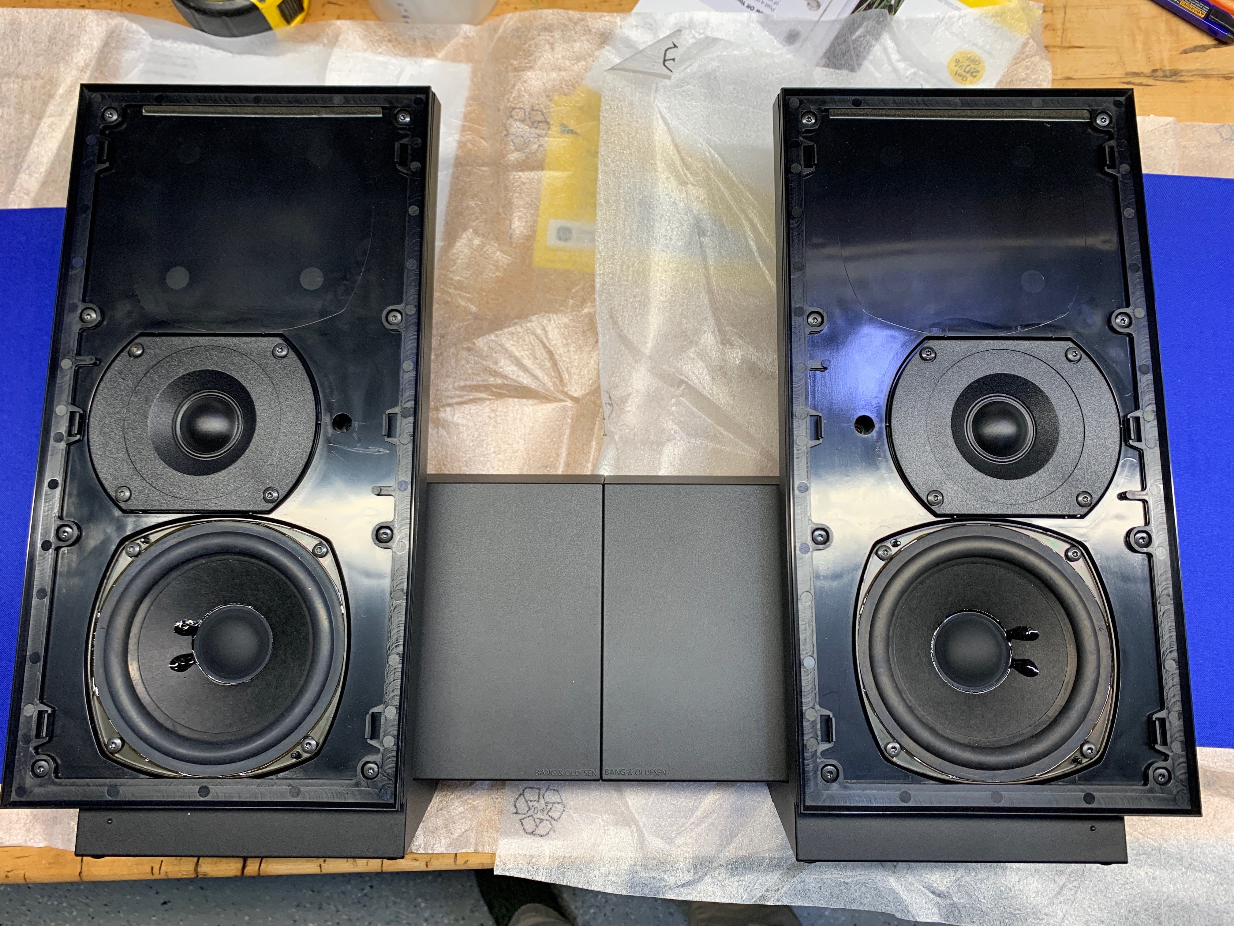 BANG & OLUFSEN BEOSOUND 4000 & BEOLAB 2500 SPEAKERS – Record Mart HiFi