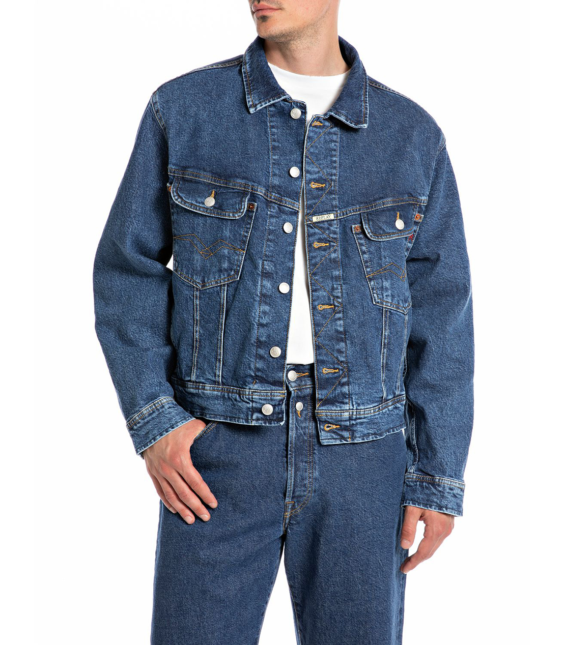 zz-M8Z1 000 759 52D_007-1.jpg?