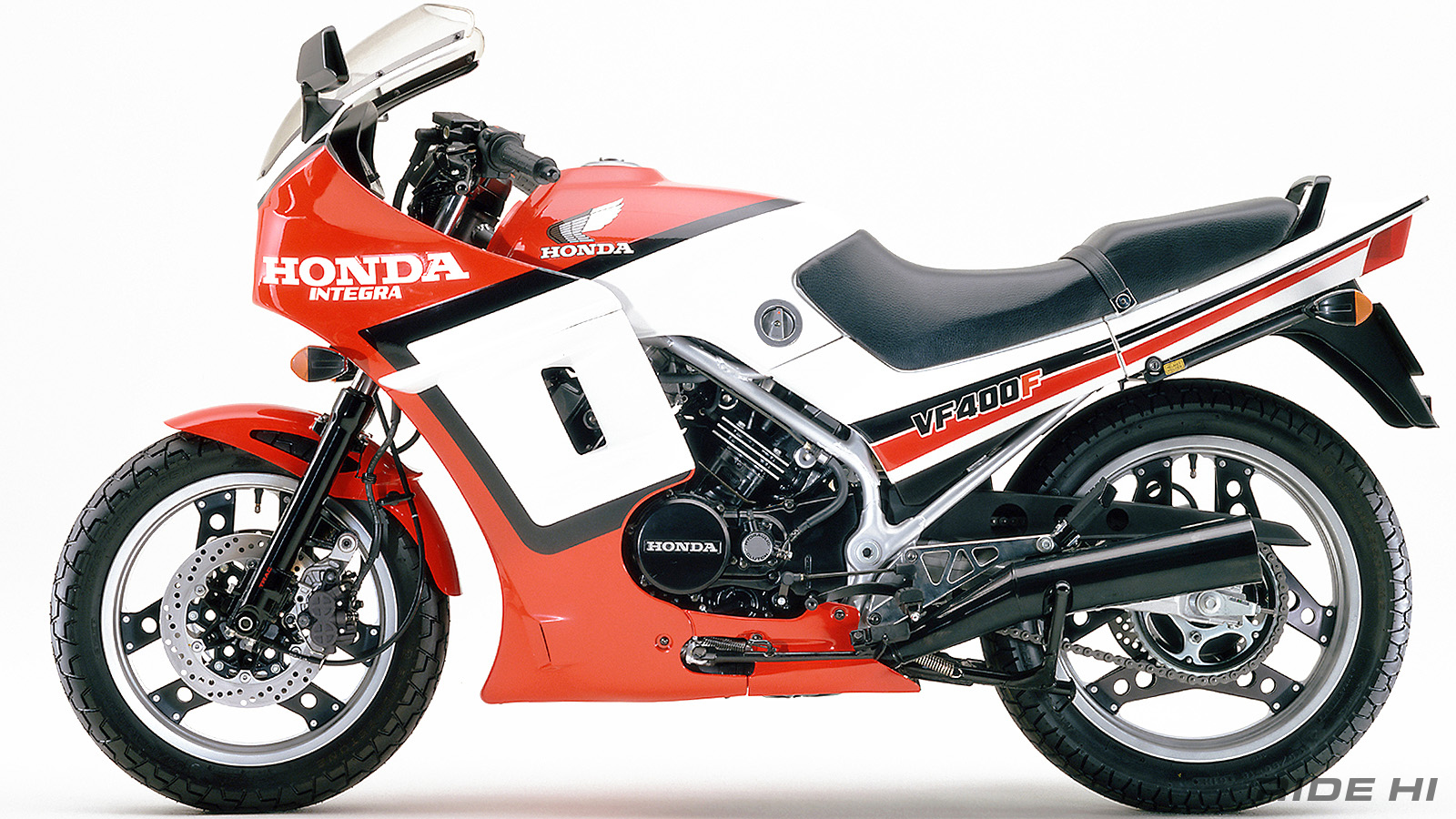 VF400FでミドルクラスへV4を投入したホンダの徹底した戦いぶり