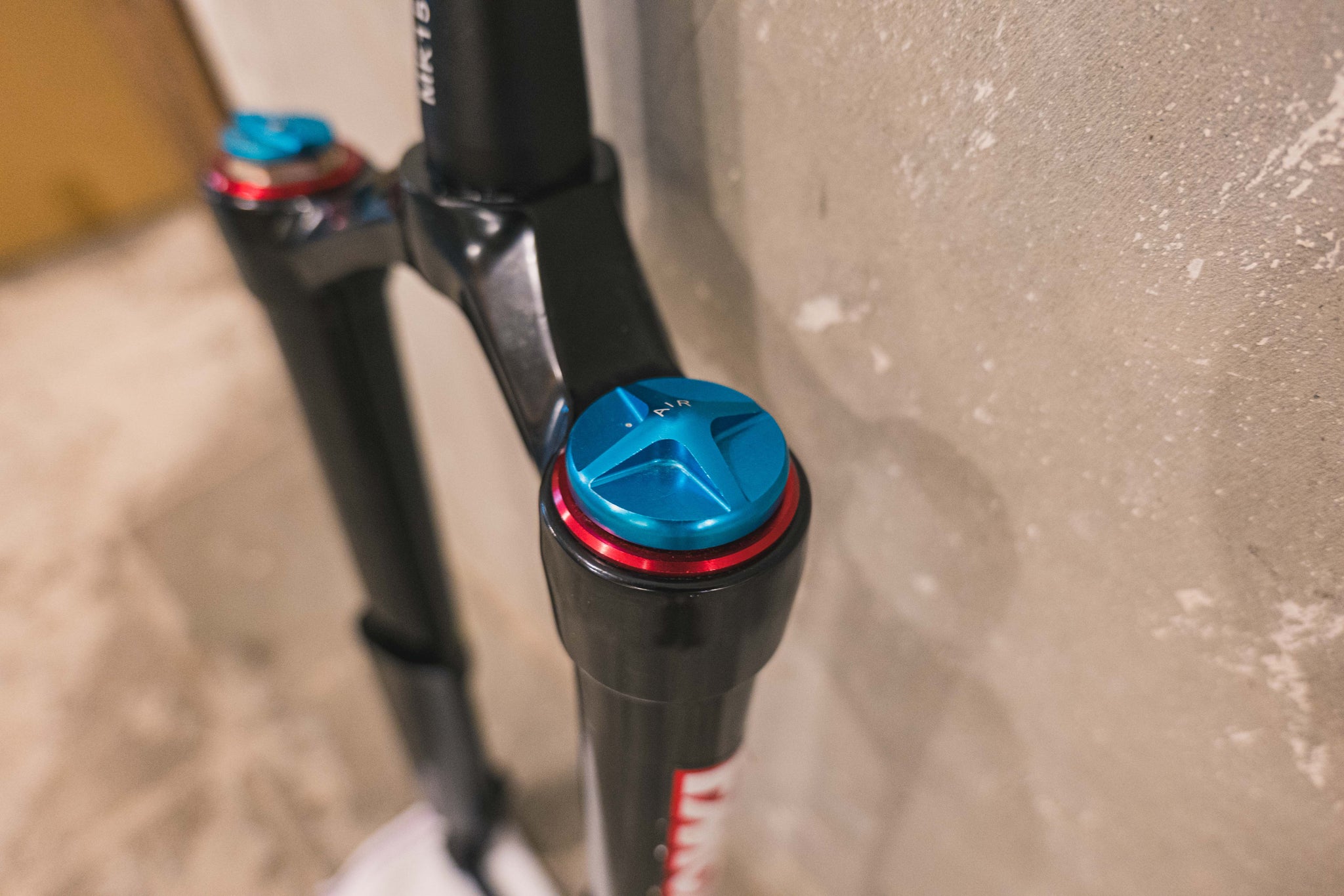 中古】KOWA FATBIKE用倒立サスペンションフォーク – Grumpy Bike Shop