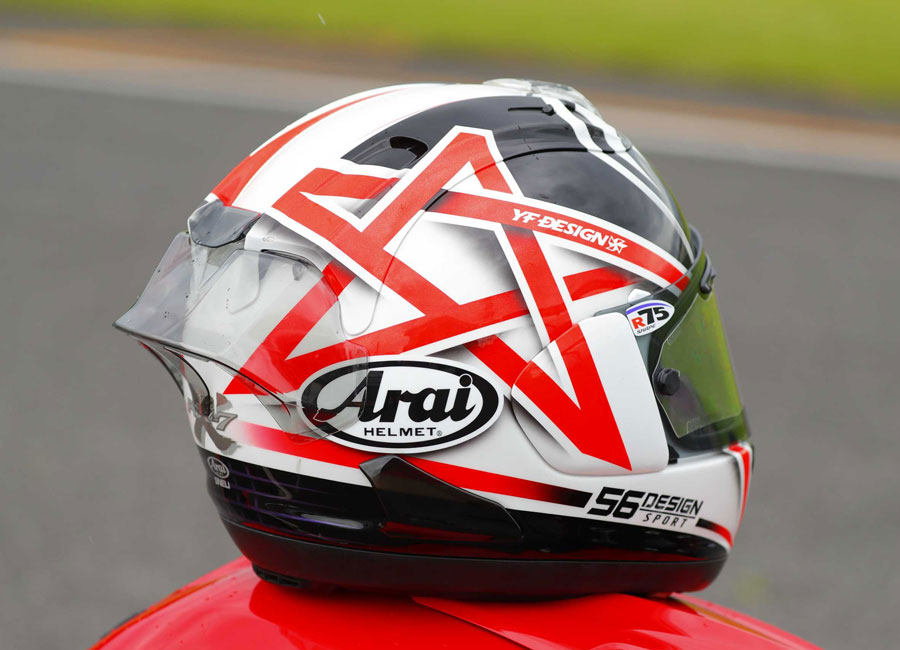 注目のバイク&アイテムを紹介！ ARAI HELMET RX-7X レーシング