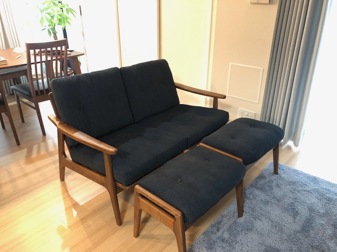 マルニ60のソファとオットマン – お客様のお部屋紹介｜vanilla