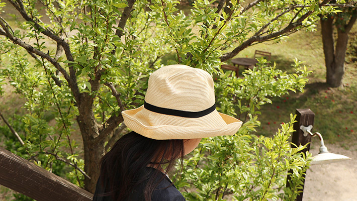 mature ha.] BOXED HAT 11cm brim（Natural） | 森の8カテン rolca_shop
