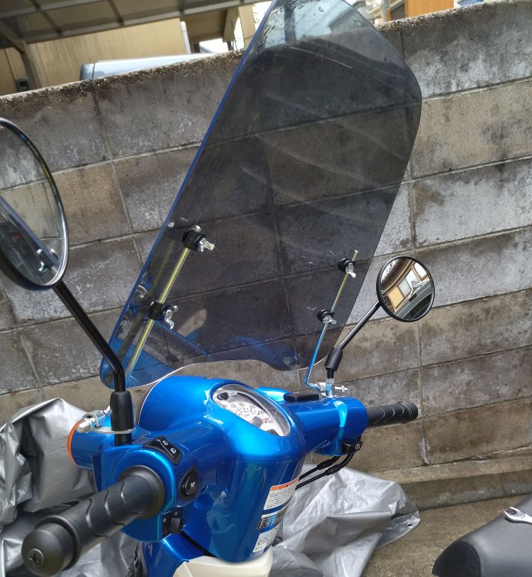 JA59 新型スーパーカブ110に激安ウインドスクリーンを付けた話