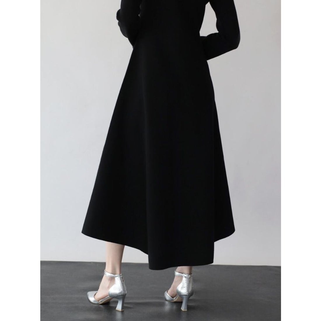 アーガブラック Aga Black フロントジップAラインニットワンピース