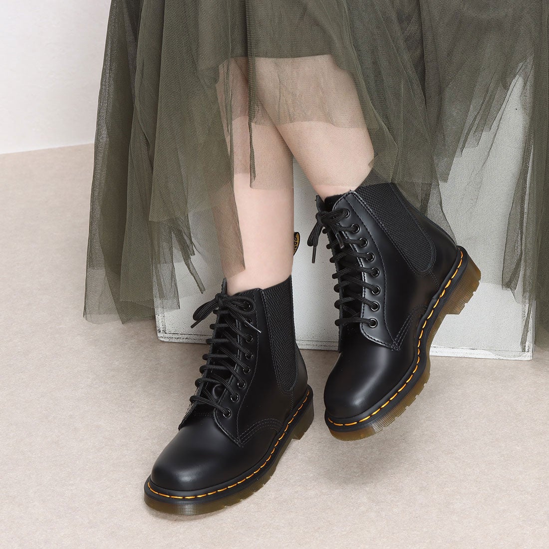 ドクターマーチン Dr.Martens レディース メンズ 8ホールブーツ 1460