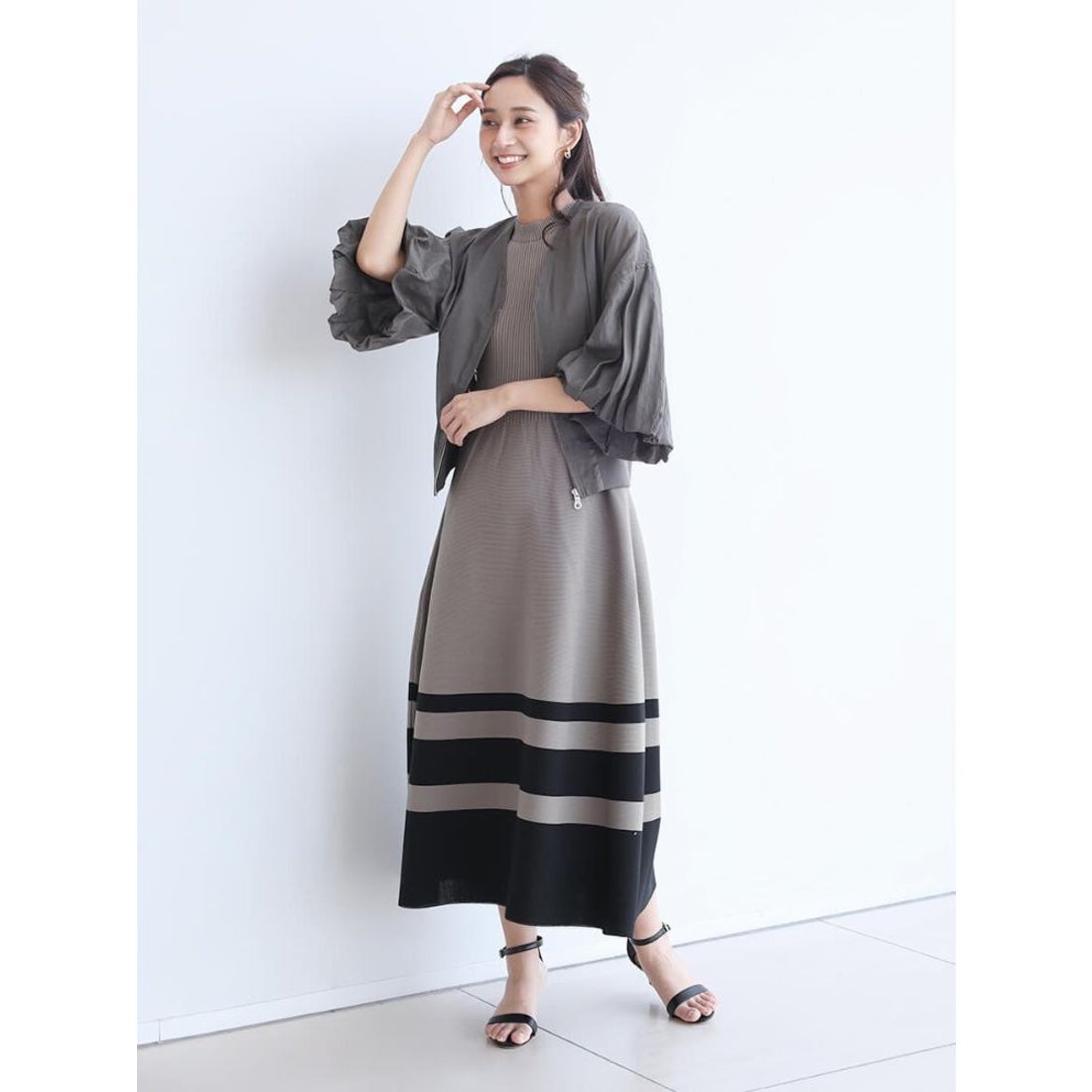 フェンネル FENNEL ノースリーブ配色ニットワンピース （ブラック