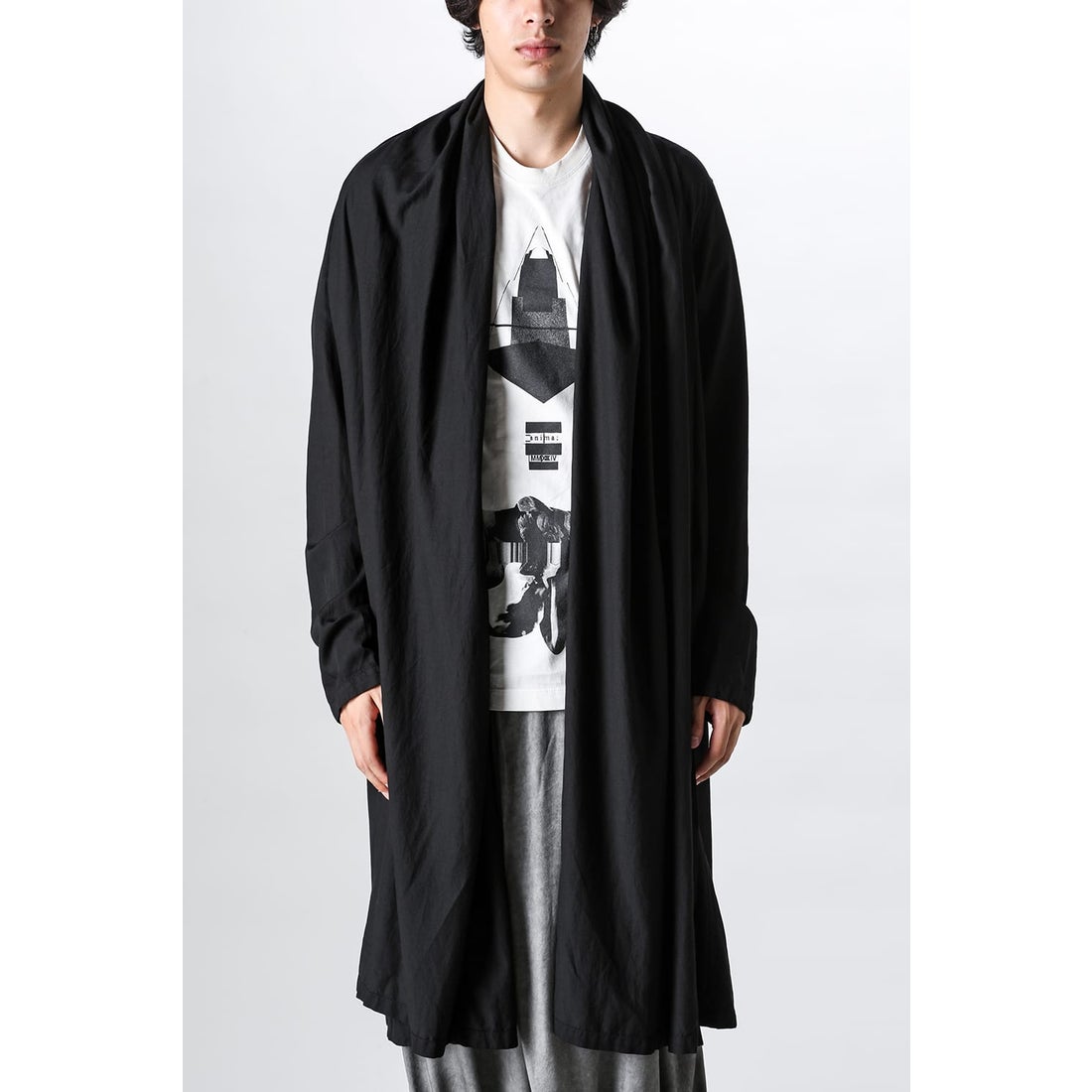 ユリウス JULIUS Rayon Cotton Cloth Drape Long Cardigan（BLACK