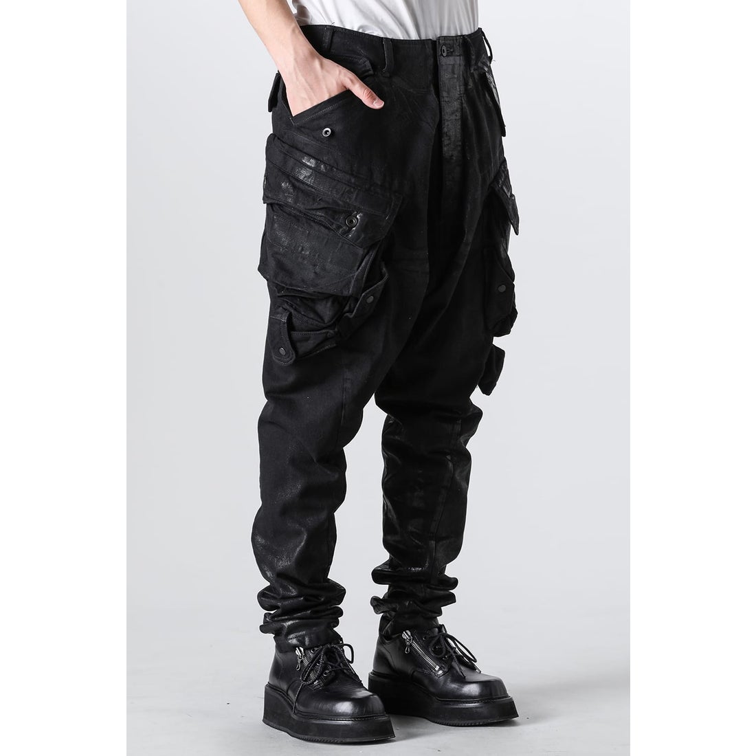 ユリウス JULIUS Coating Gasmask Pants（Black） 通販 大阪心斎橋