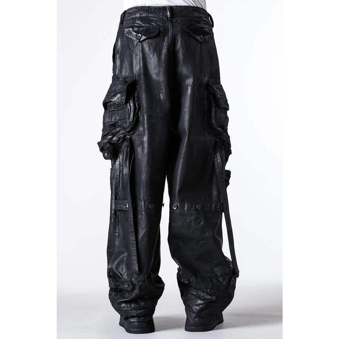 ユリウス JULIUS COATED 12oz DENIM PANTS （BLACK） -FASCINATE