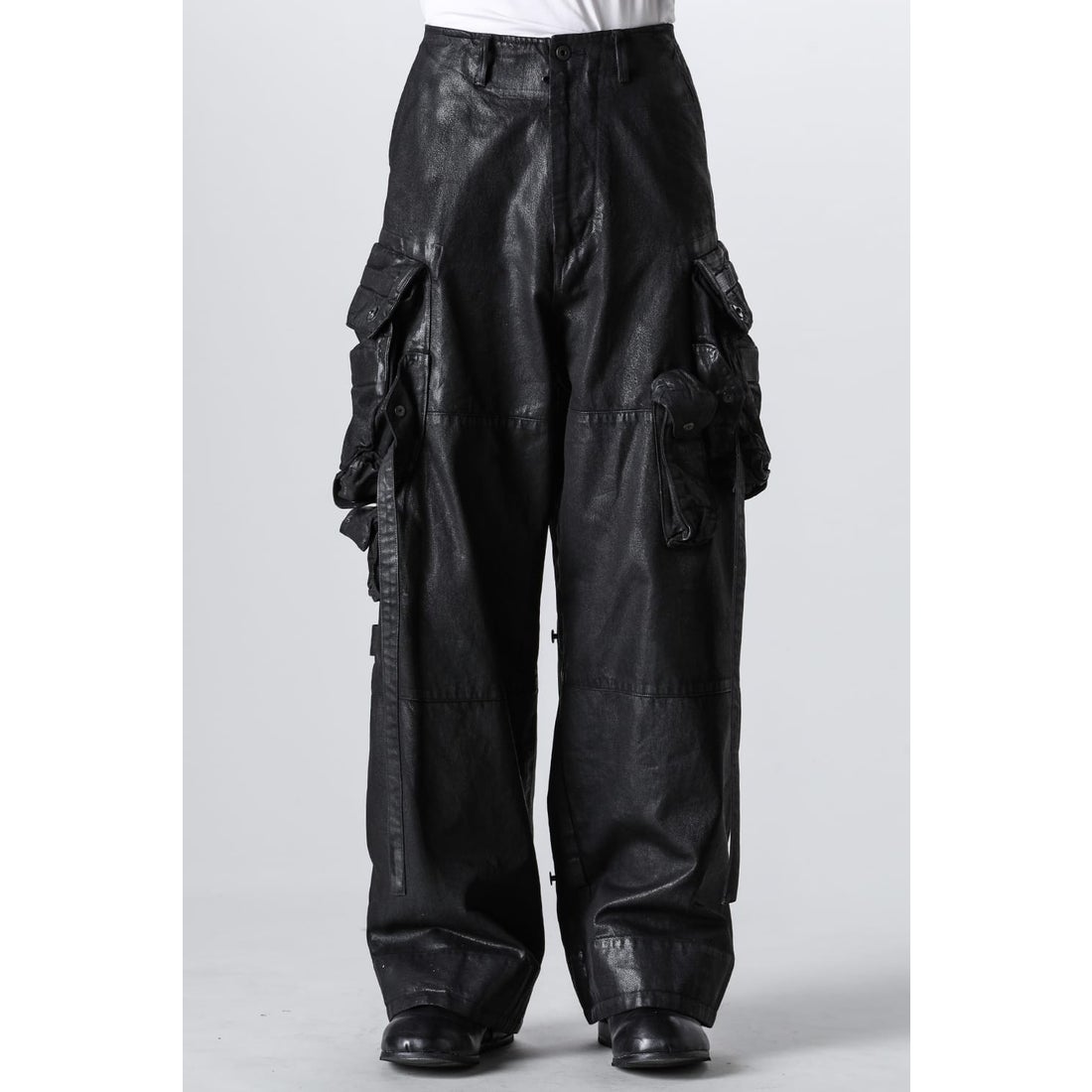 JULIUS Coated Gasmask Cargo Pants （Black） - Osaka / Kyoto