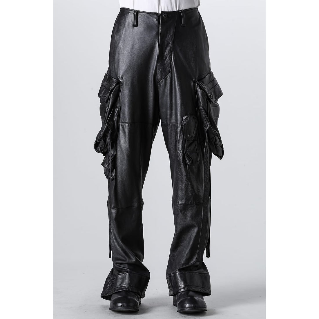 ユリウス JULIUS Leather Gasmask Cargo Pants （Black