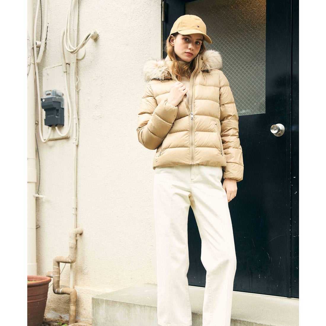 トミー ヒルフィガー TOMMY HILFIGER イミテーションファー付きグロス