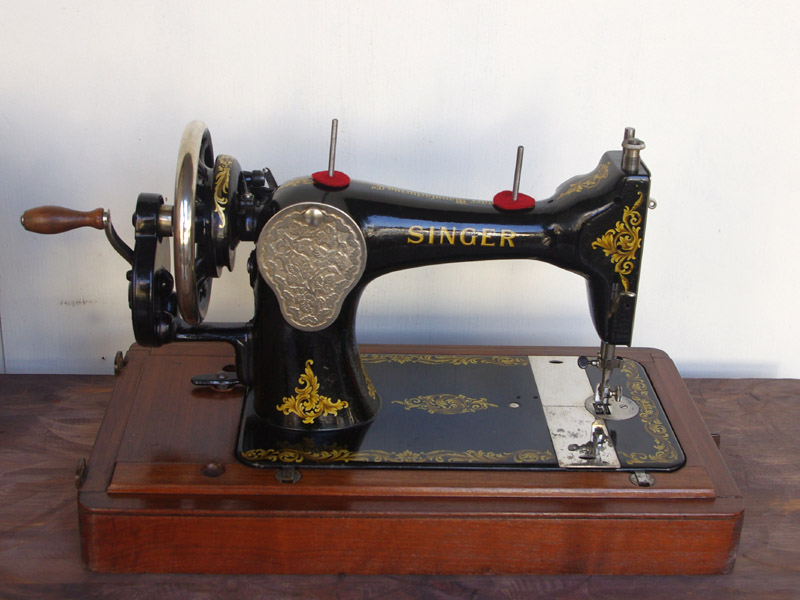 No.343 SINGER 128K シンガー製 手回しミシン：アンティークミシン修理