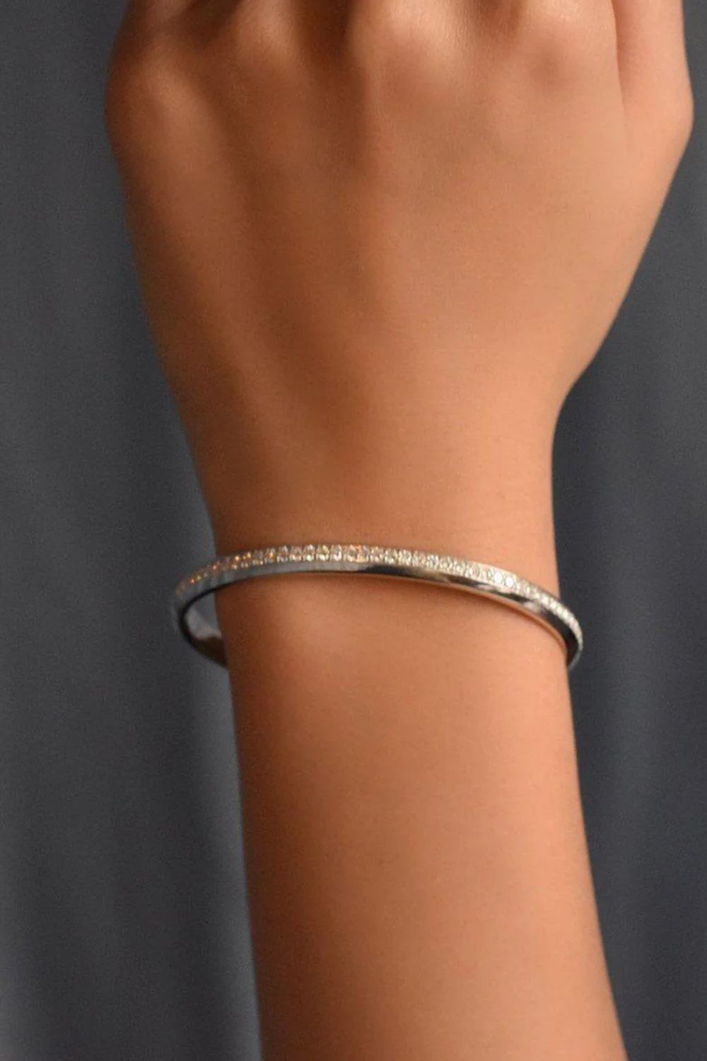 GYPPHY - SILVER MOISSANITE BANGLE / シルバー モアサナイト バングル