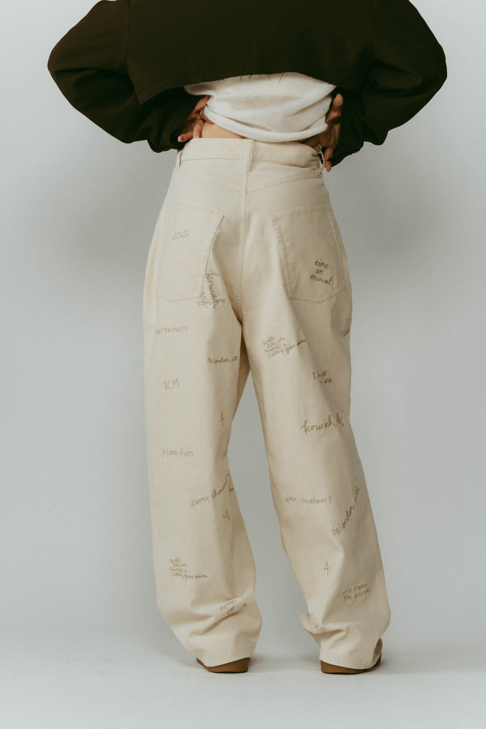 Knuth Marf - embroidered corduroy pants / レタリング刺繍