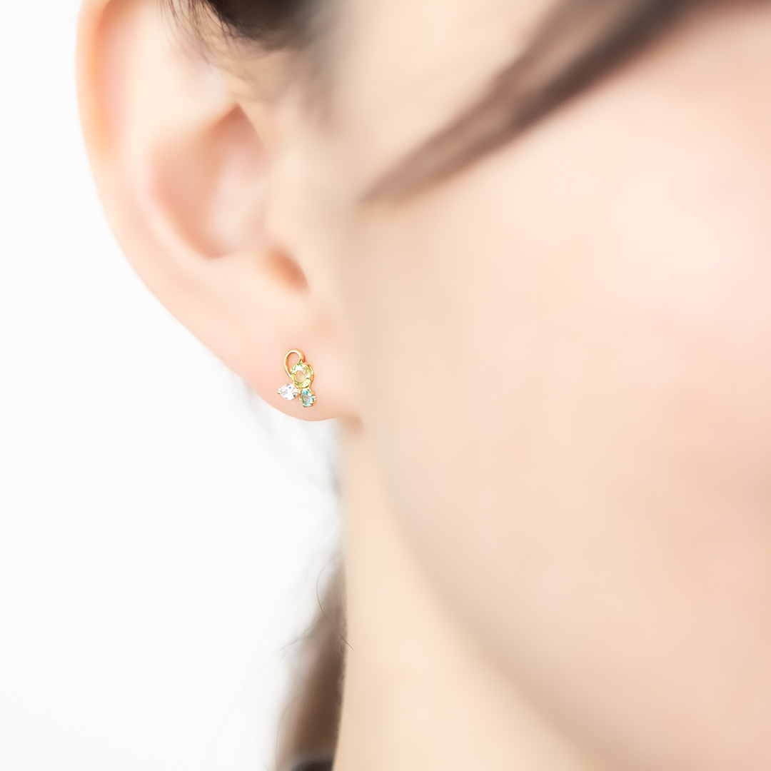 ピアス K10イエローゴールド ペリドット エメラルド キュービック