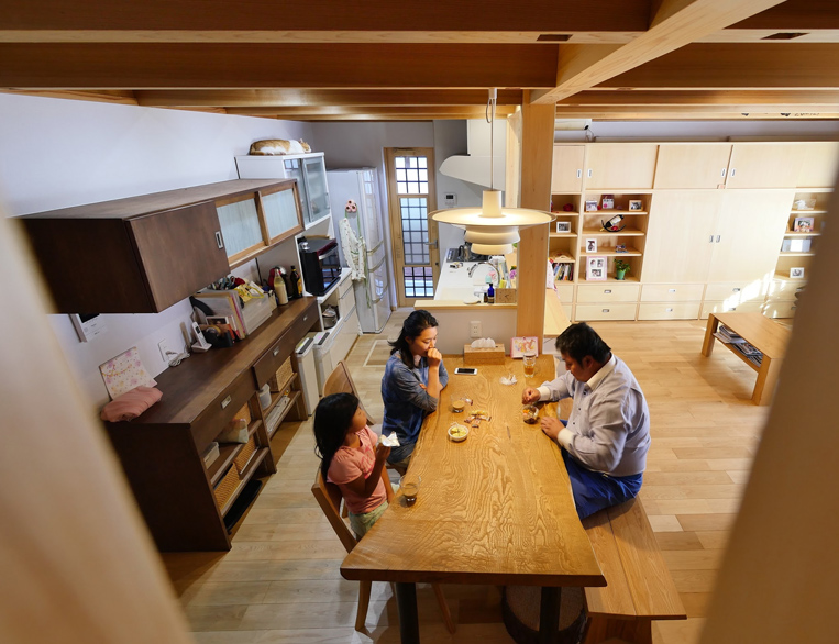 一枚板・無垢板工房 see-saw|大阪府寝屋川市楠根南町の家具屋/寝具店