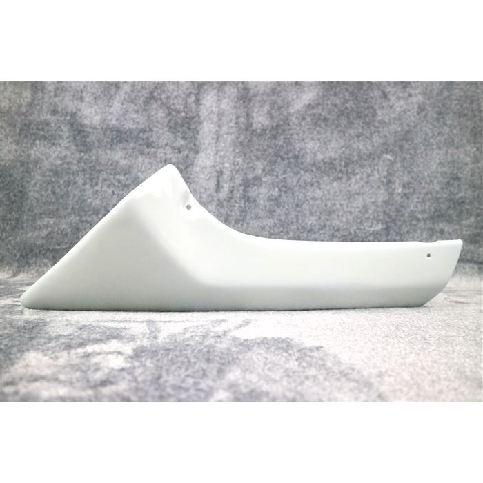 楽天市場】アンダーカウル 大型 白 ダクト ABS ステー付 : カスタム