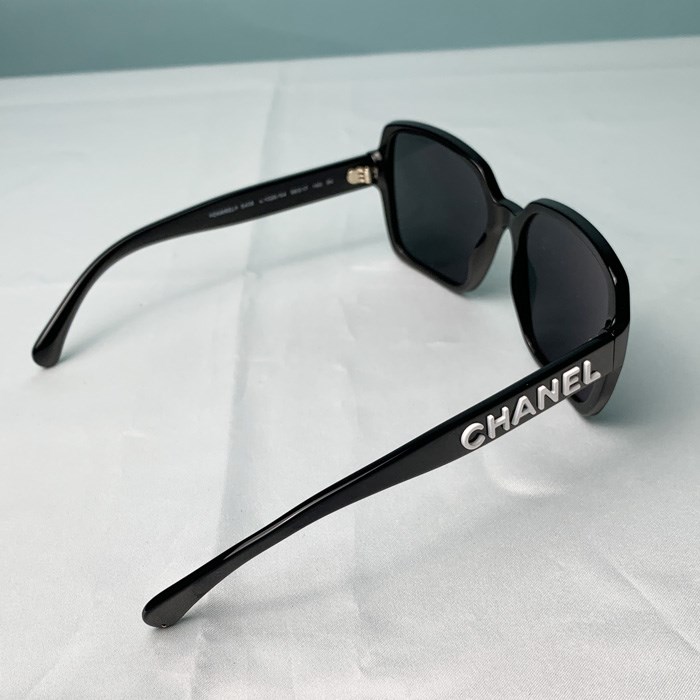 CHANEL（シャネル） 【爆買】シャネル サングラス スクエア シェイプ