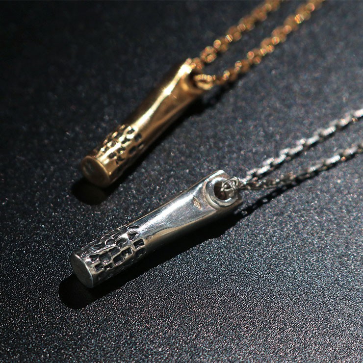 SERGE THORAVAL（セルジュ・トラヴァル） 正規品 ネックレス 反射