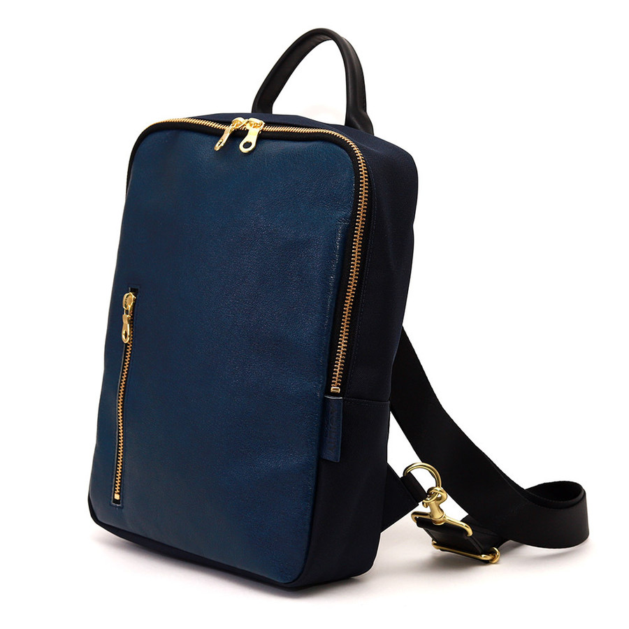 AGILITY（アジリティ） ミニリュック ボディバッグ バックパック 2way