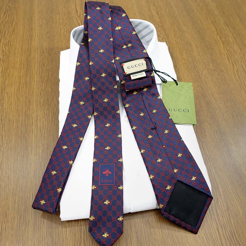 GUCCI（グッチ） ネクタイ GG柄(7cm) GG41【ブランド・プレゼント