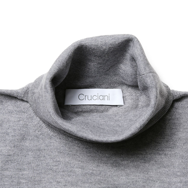 CRUCIANI（クルチアーニ） ニット タートルネック ハイゲージ 14ゲージ