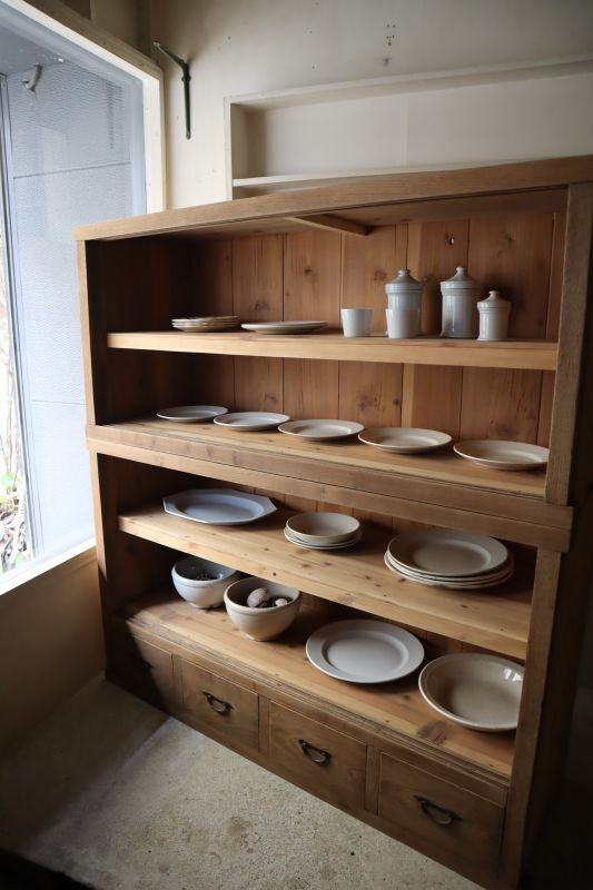 木肌の良い横長の重ね食器棚 - 古道具＋original‐紫山‐ shizan