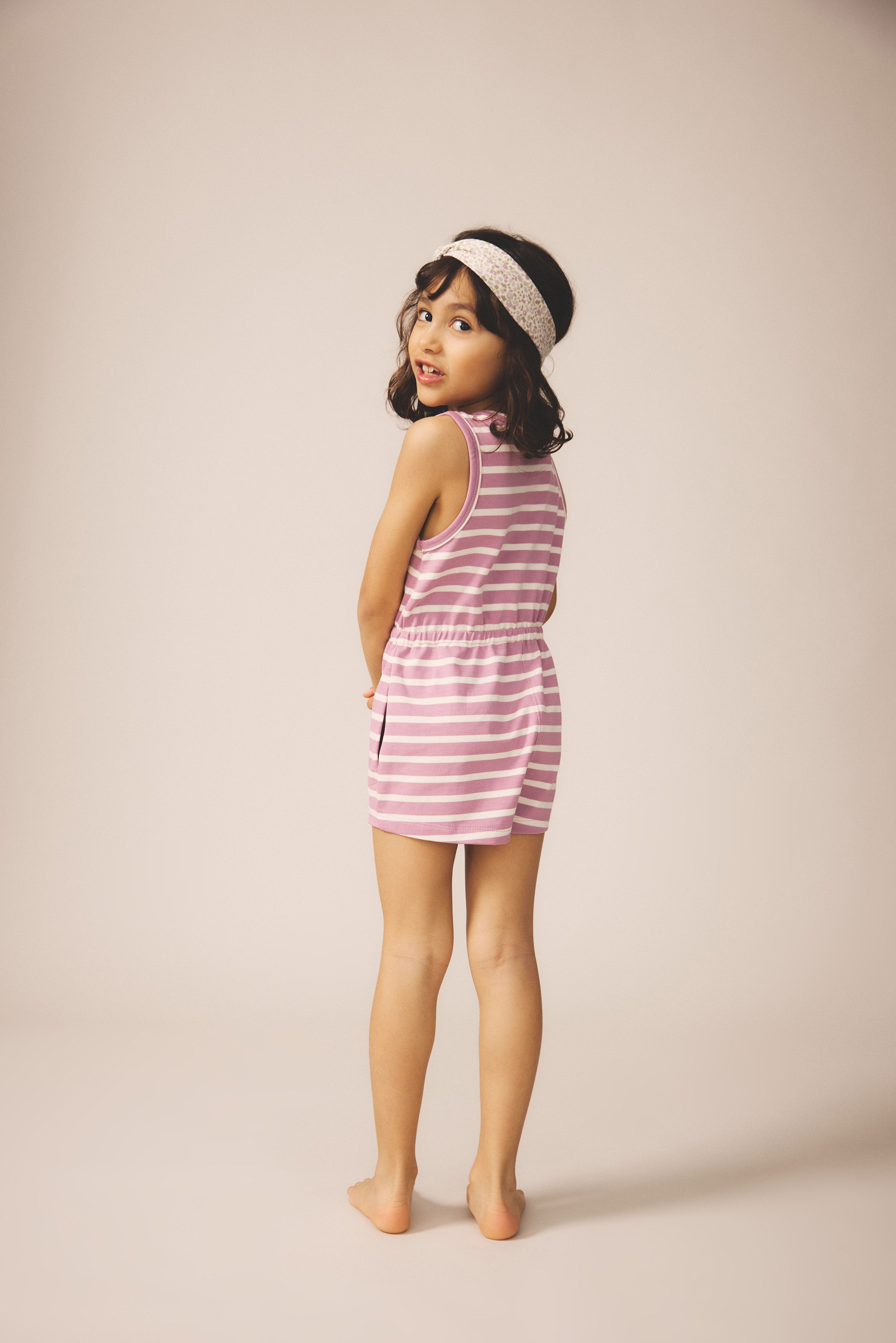 Daily Shortall – Soor Ploom
