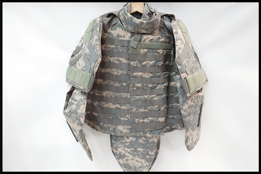 実物放出品 PointBlank製 OTVボディーアーマー 外装 米軍放出品/POINT