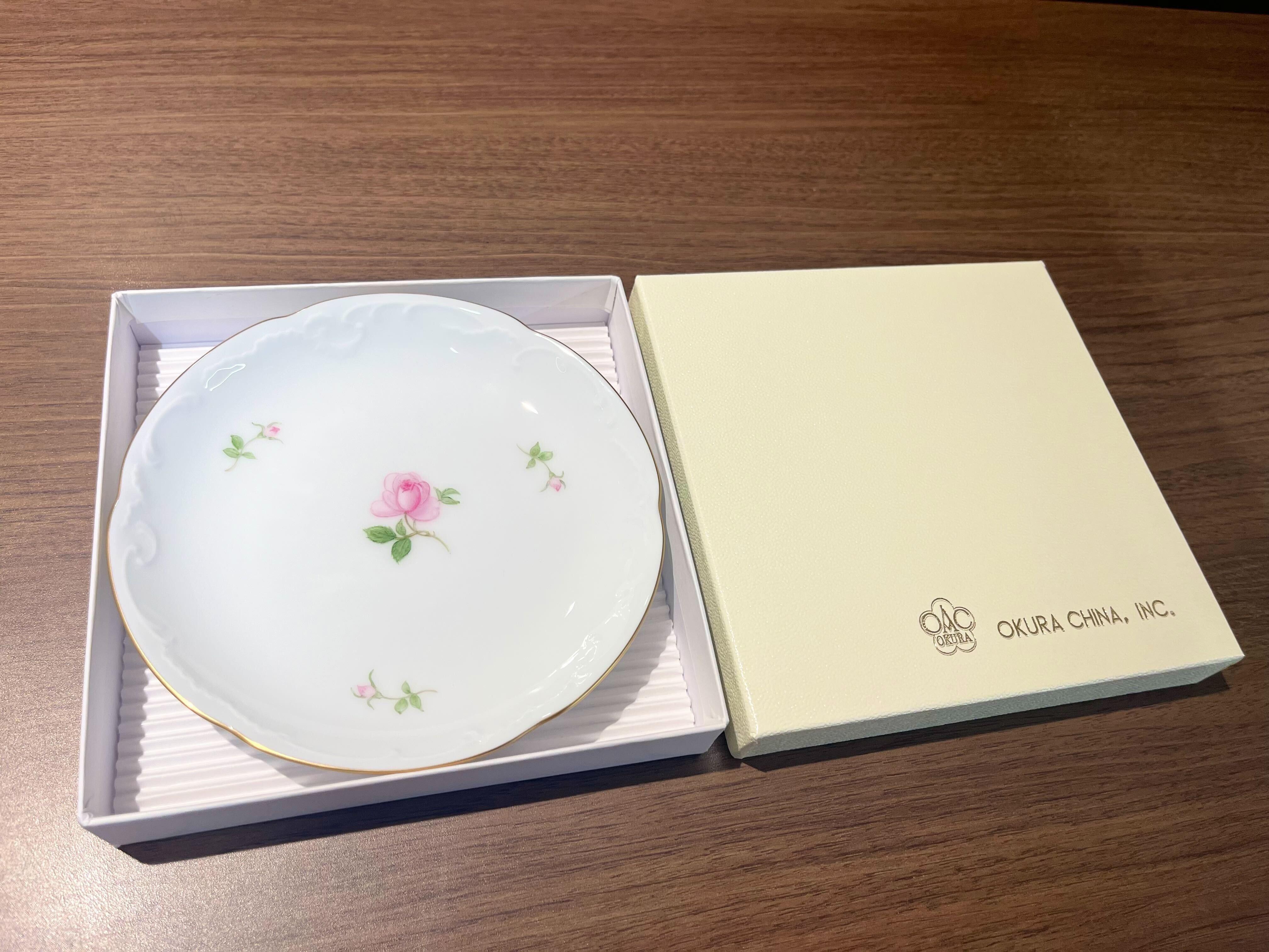 ペイント部門設立20周年記念「工場見学＆絵付け体験 in大倉陶園