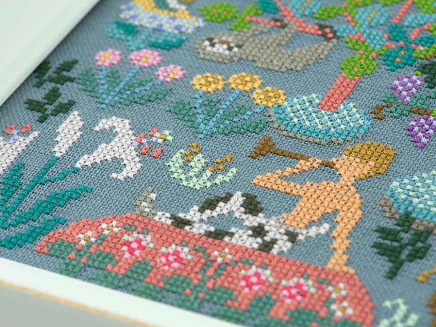 Gera! 丸岡京子さんのクロスステッチキット「牧神の午後」 - 商品