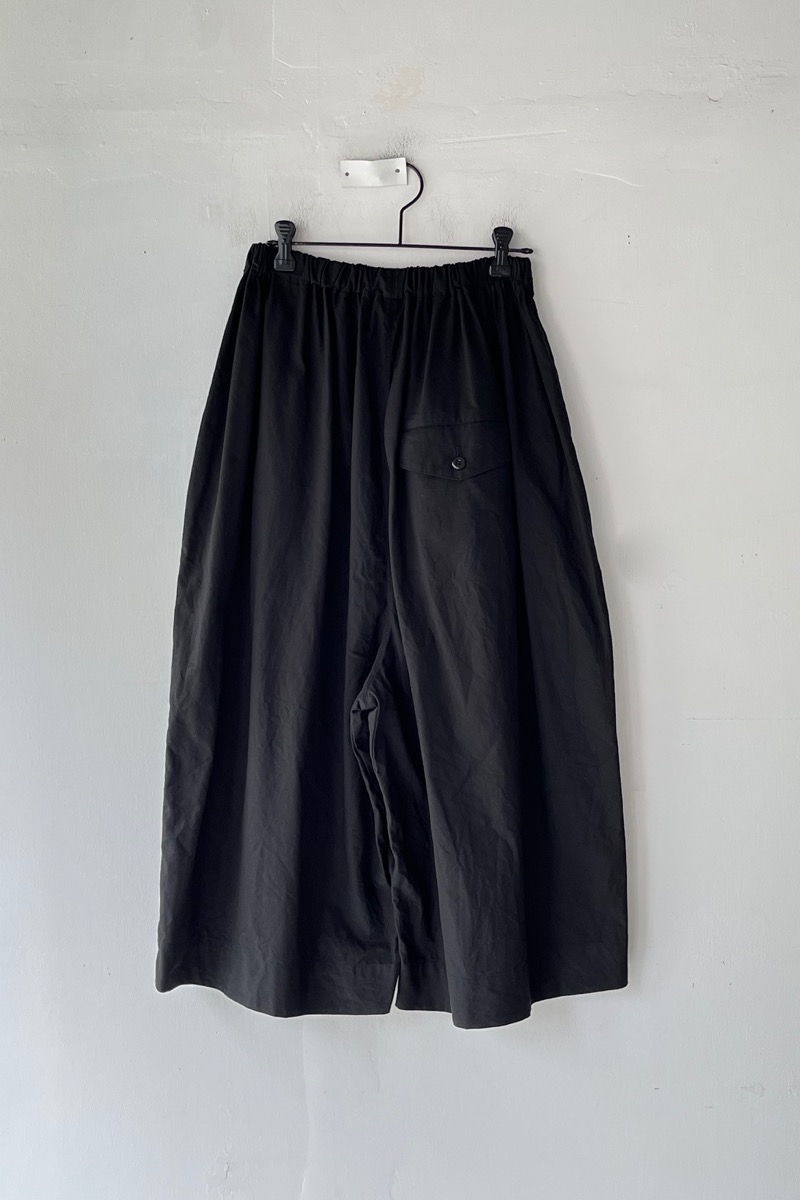 ゴーシュ コットンオックス ワイドキュロットパンツ - SUSCON + RUSTIC