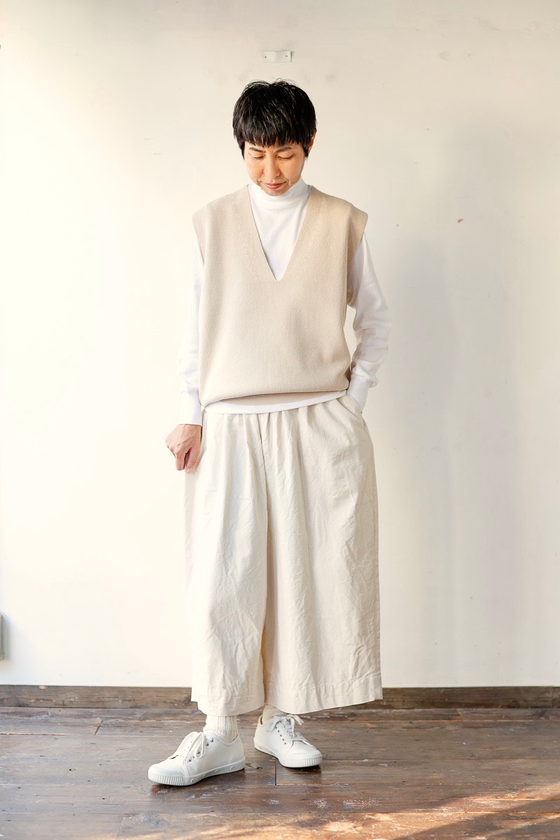 ゴーシュ コットンオックス ワイドキュロットパンツ – SUSCON