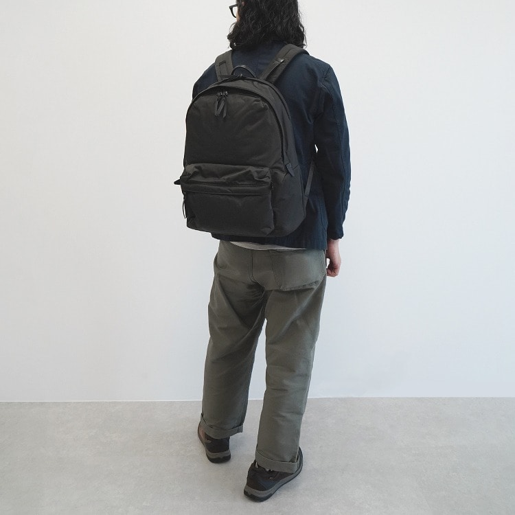 UNTRACK CITY DS リュックサック B4サイズ 15.6インチPC収納 26L 2気